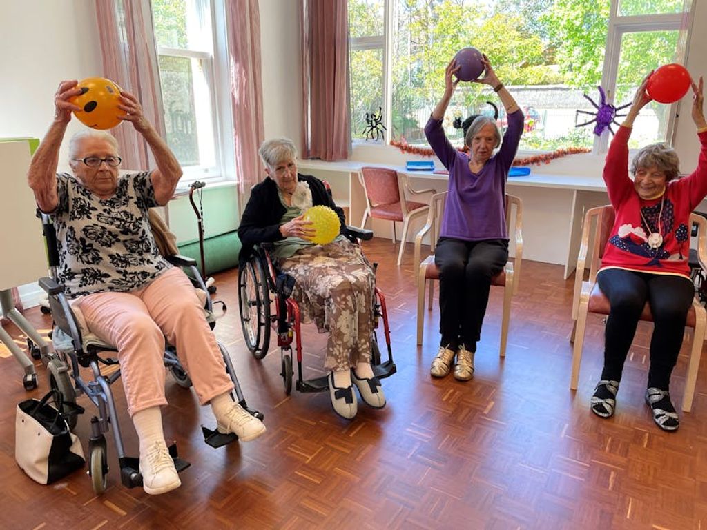 senior living activities